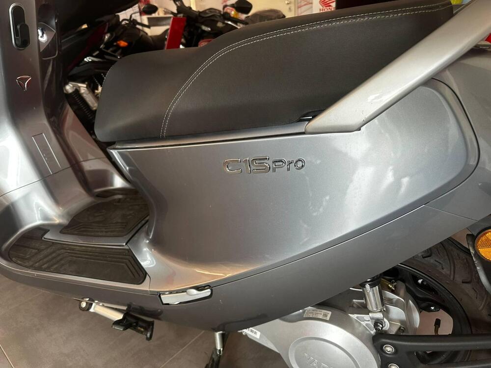 Yadea C1S (2020 - 25) (6)