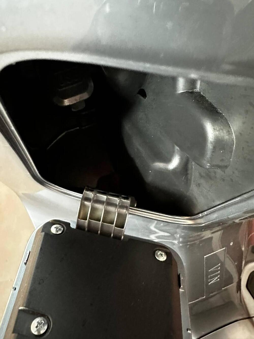 Yadea C1S (2020 - 25) (8)