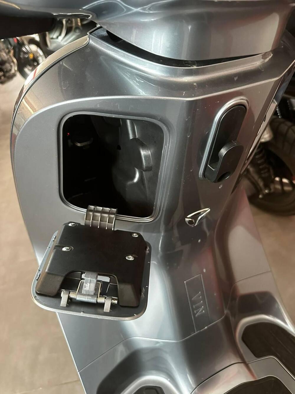 Yadea C1S (2020 - 25) (9)