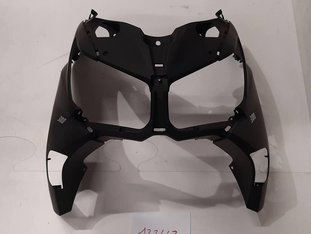 SCUDO ANTERIORE PER SYM JOYMAX Z + 300 (2)