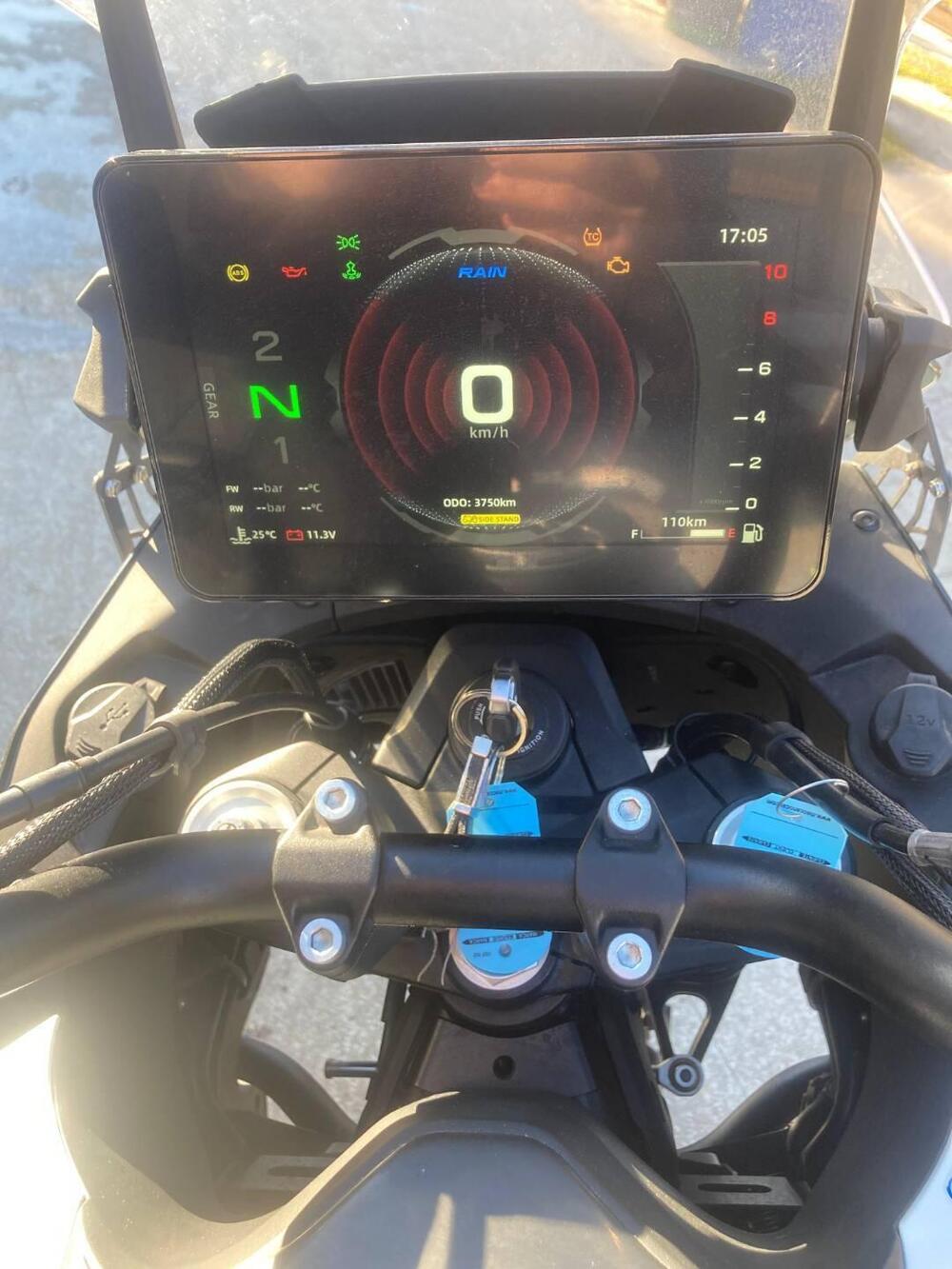 CFMOTO 800MT Explore (2023 - 25) (7)