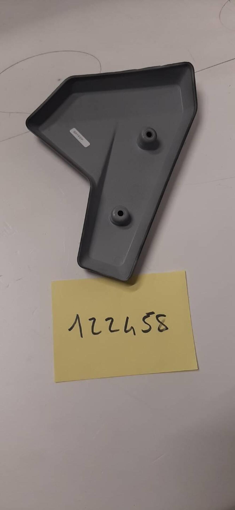 CONVOGLIATORE RADIATORE SX CABALLERO 700 Fantic Motor (2)