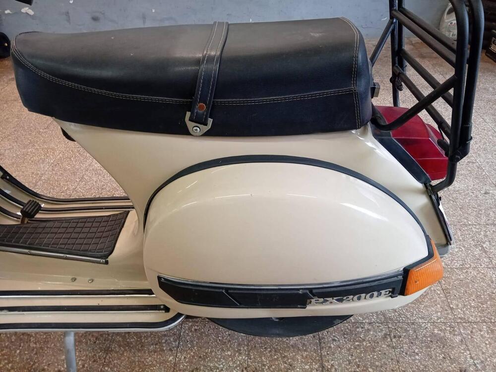 Piaggio PX 200 E (17)