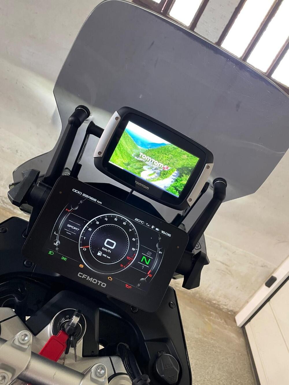 CFMOTO 800MT Touring (2022 - 25) (7)