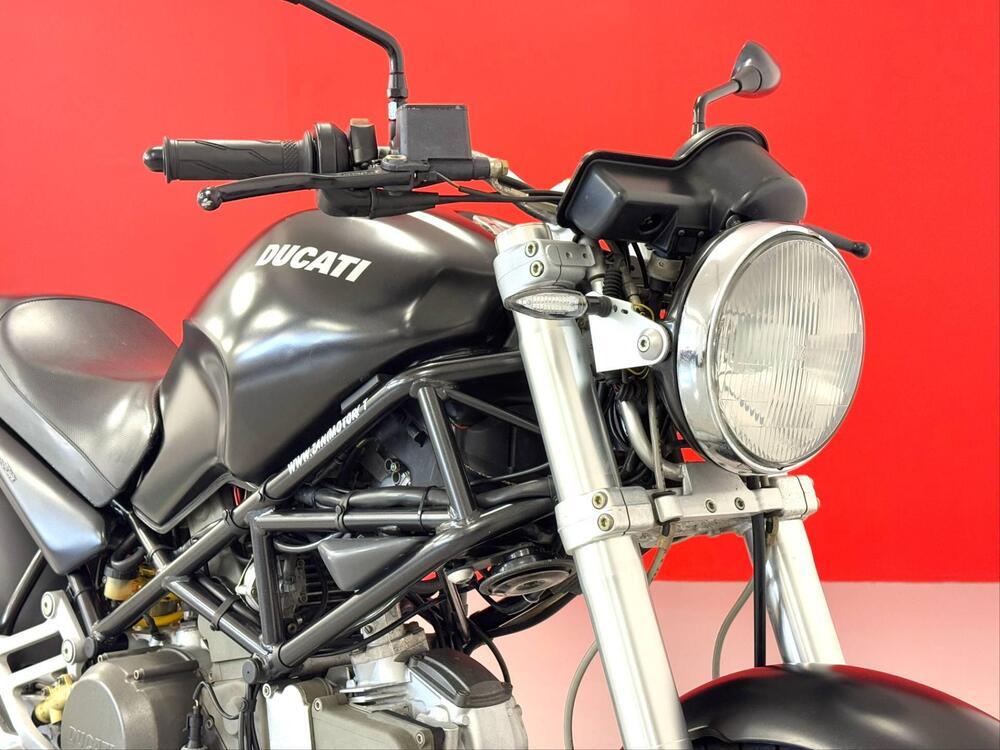 Ducati Monster 600 Dark (1998 - 01) (9)