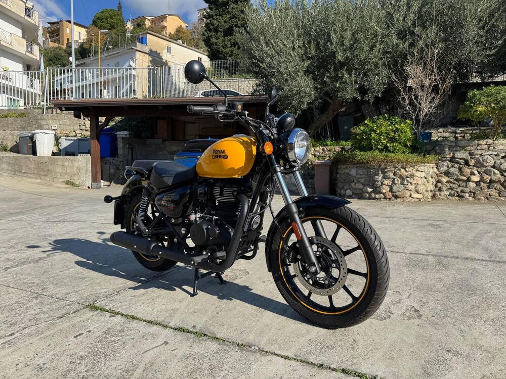 Royal Enfield Meteor 350 (2021 - 26) (2)