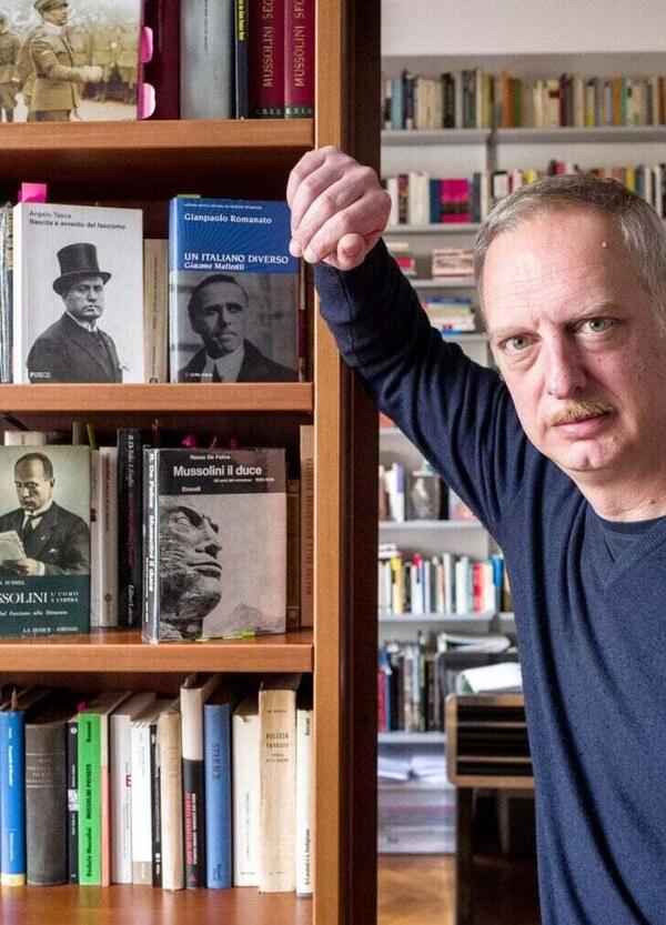 Repubblica e Venerd&igrave;, prime pagine dedicate a Scurati, fascismo e &ldquo;M&rdquo;, la serie con Luca Marinelli? Aveva ragione Libero a scegliere Mussolini come uomo dell&rsquo;anno 