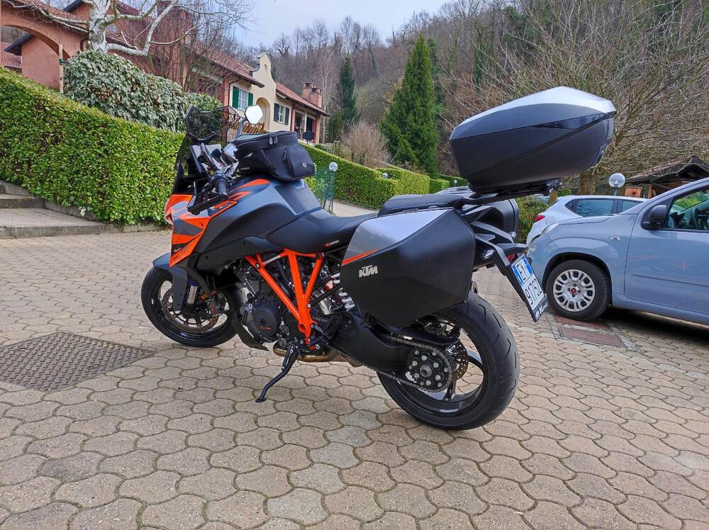 KTM 1290 Super Duke GT (2022 - 25) (4)
