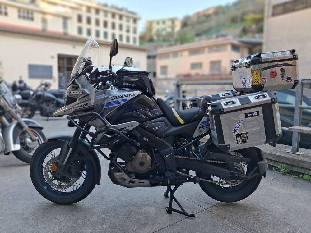 Suzuki V-Strom 1050DE (2023 - 24) (2)