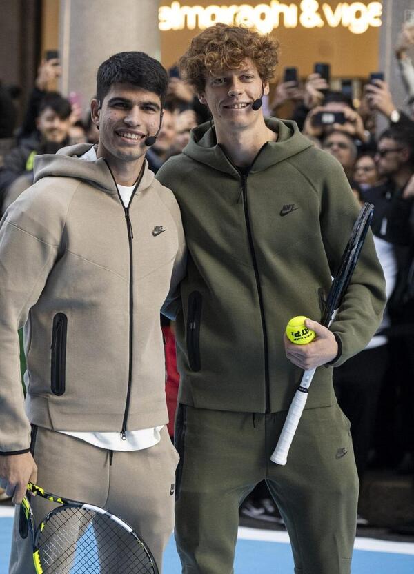 Jannik Sinner, tra lui e Carlos Alcaraz all&rsquo;Australian Open una racchetta e il tatuaggio di un canguro (altro che Kyrgios). Chi vincer&agrave;? E poi Djokovic, il caso doping Clostebol, la Wada e il Tas...