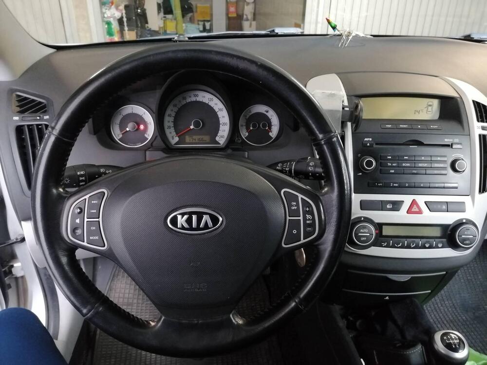 Kia cee'd Sport Wagon usata a Genova (10)