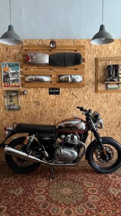 Royal Enfield Interceptor 650 (2021 - 25) nuova
