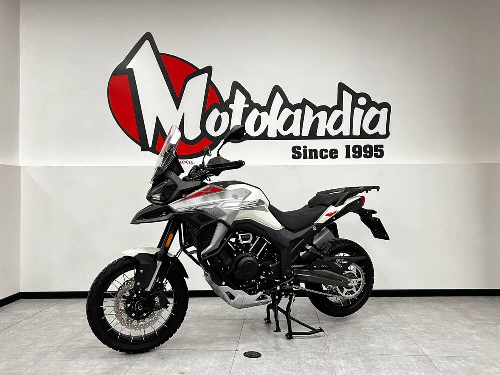 Morbidelli T1002VX (2024 - 25) (3)