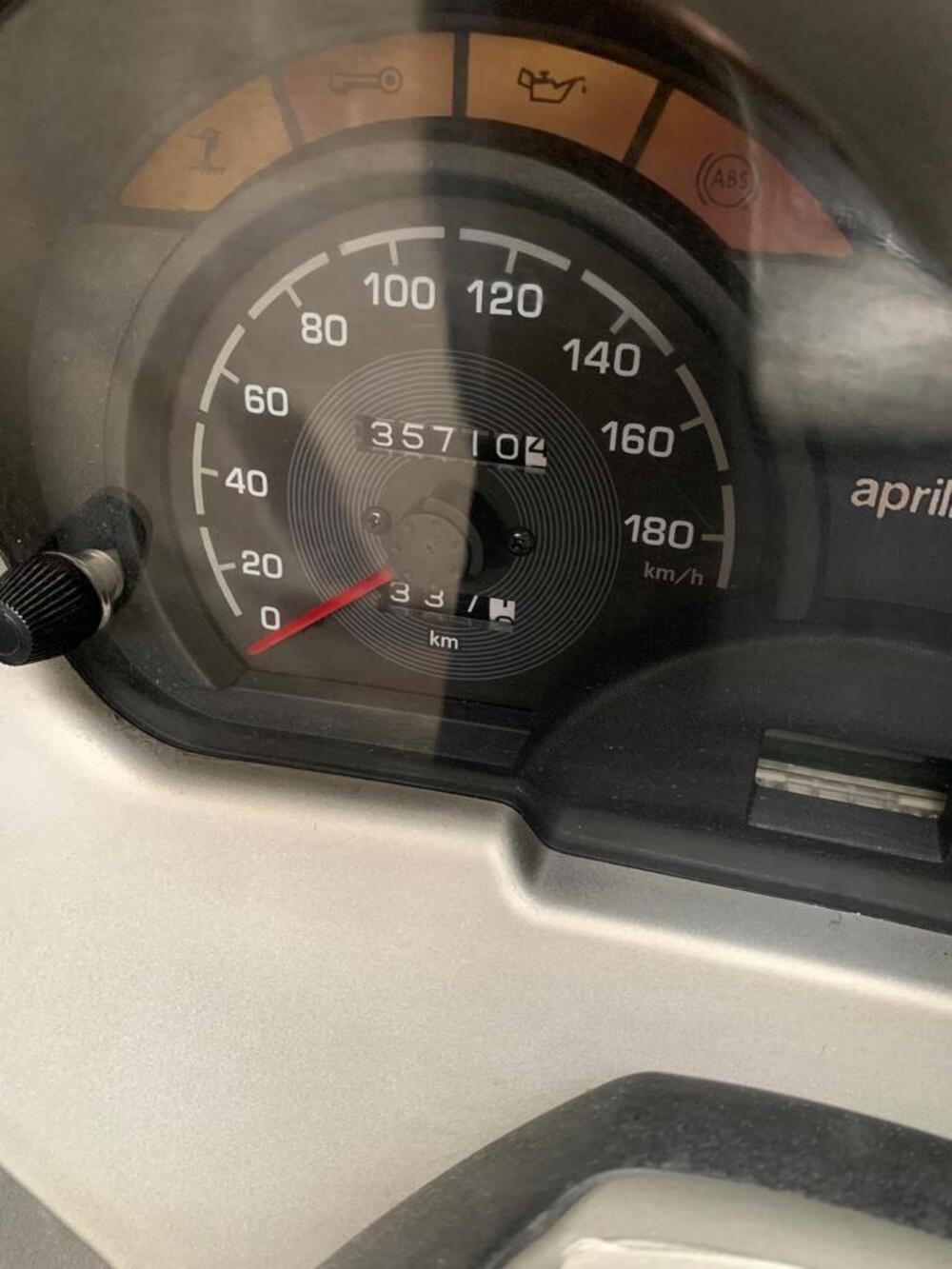 Aprilia Atlantic 400 (3)