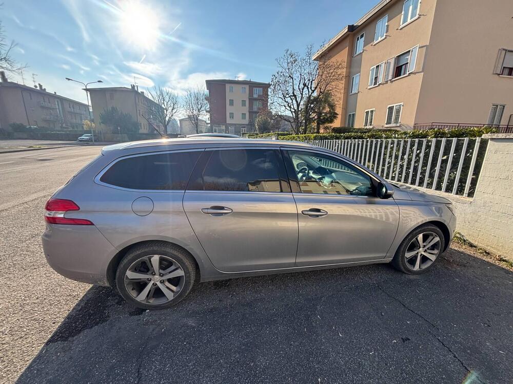 Peugeot 308 SW usata a Bologna