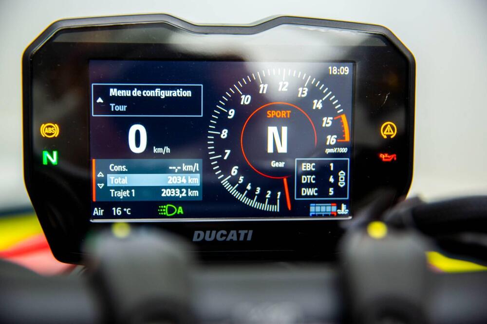 Ducati Streetfighter V4 (2023 - 24) (20)