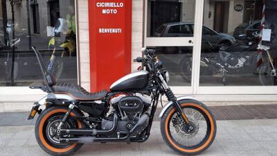 Harley-Davidson 1200 Custom (2007 - 13) - XL 1200C usata