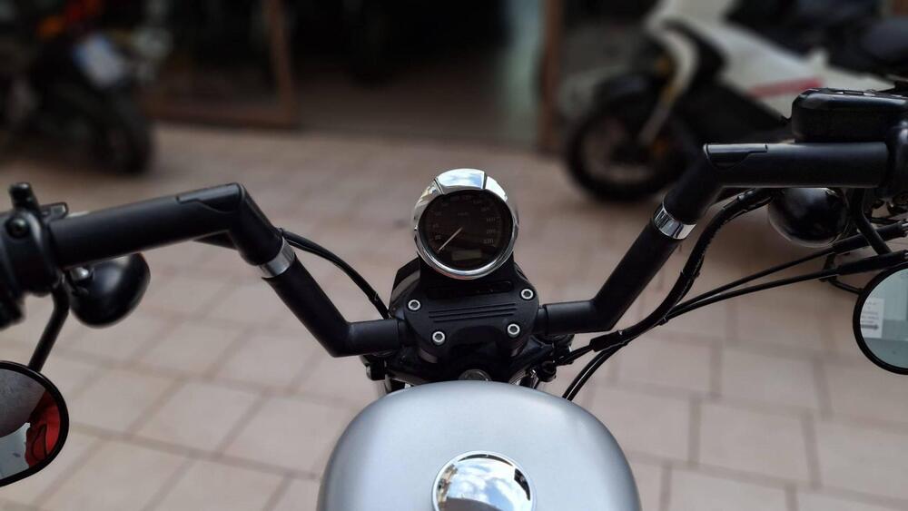 Harley-Davidson 1200 Custom (2007 - 13) - XL 1200C (7)