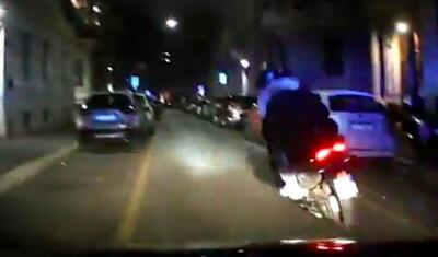 Incidente Ramy Elgaml: emergono i video shock dell'inseguimento. Scoppia la polemica [VIDEO]