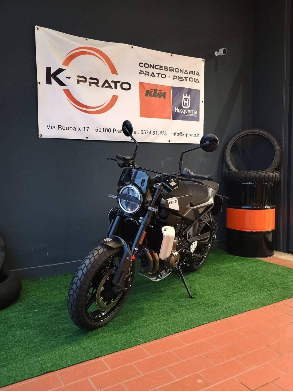 Husqvarna Svartpilen 801 (2024 - 26) (3)