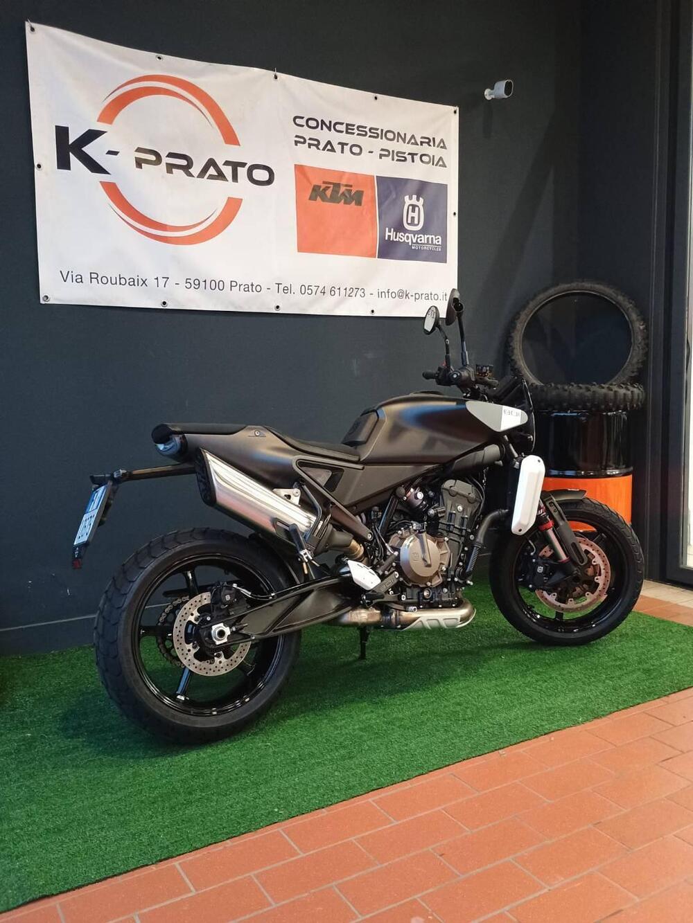 Husqvarna Svartpilen 801 (2024 - 26) (6)