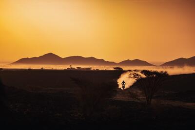 Dakar 2025. T4, Al Ula, Marathon, "Michelangelo" Sanders e Prince Al Rajhi [VIDEO]