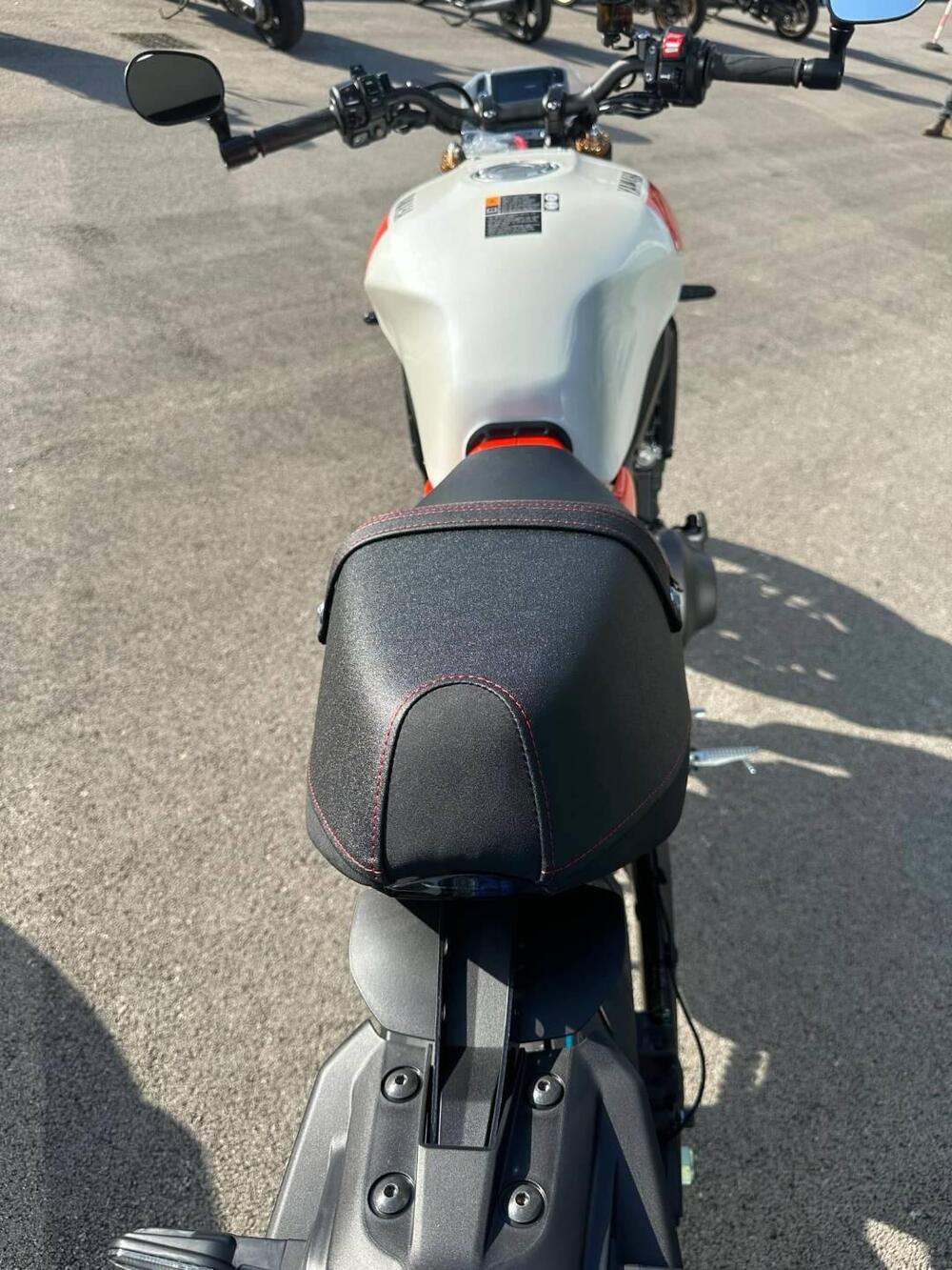 Yamaha XSR 900 (2022 - 25) (2)