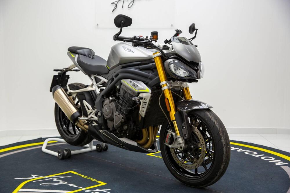 Triumph Speed Triple 1200 RS (2021 - 24) (2)