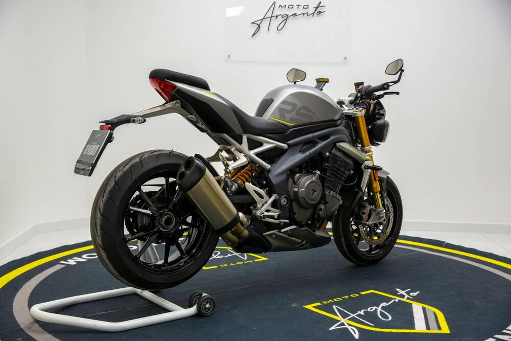Triumph Speed Triple 1200 RS (2021 - 24) (4)