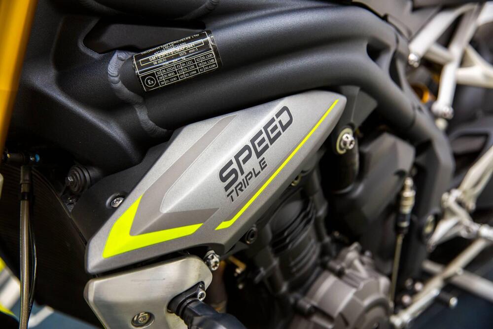 Triumph Speed Triple 1200 RS (2021 - 24) (11)