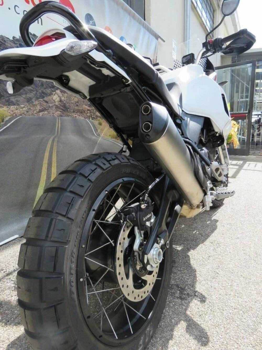 Ducati DesertX (2022 - 25) (12)