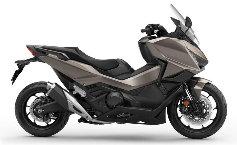 Honda Forza 750 (2025)