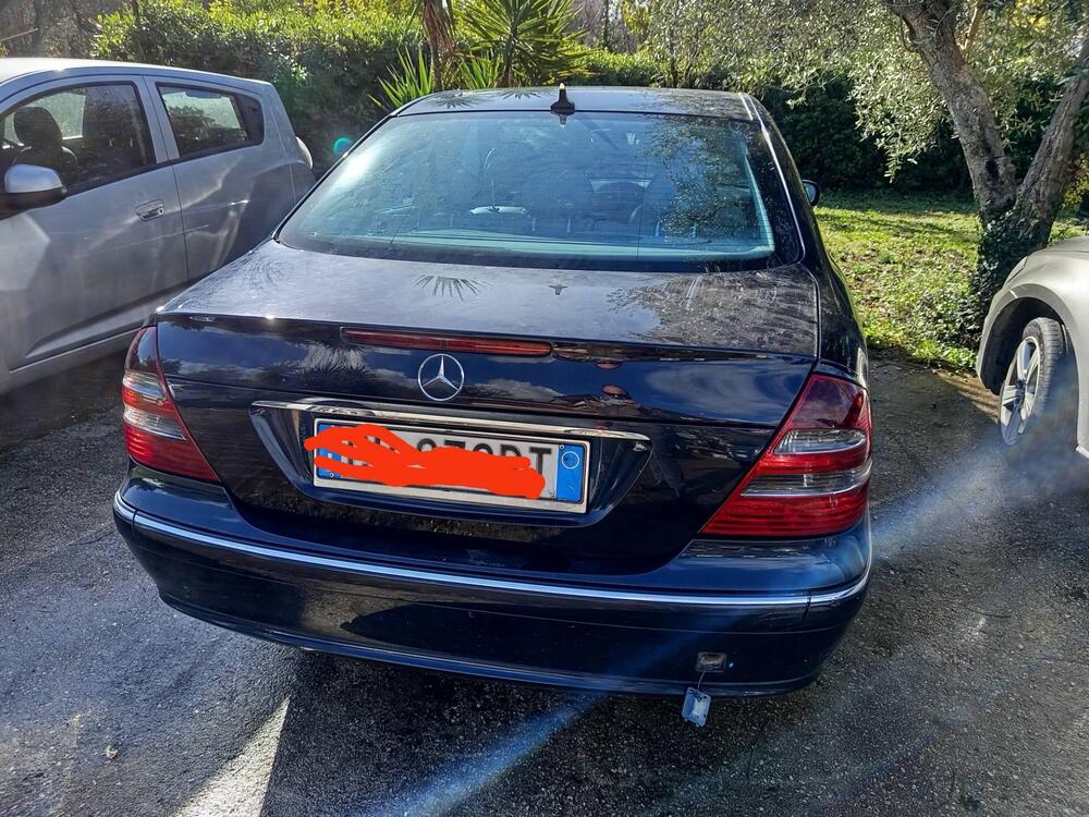 Mercedes-Benz Classe E usata a Benevento (2)