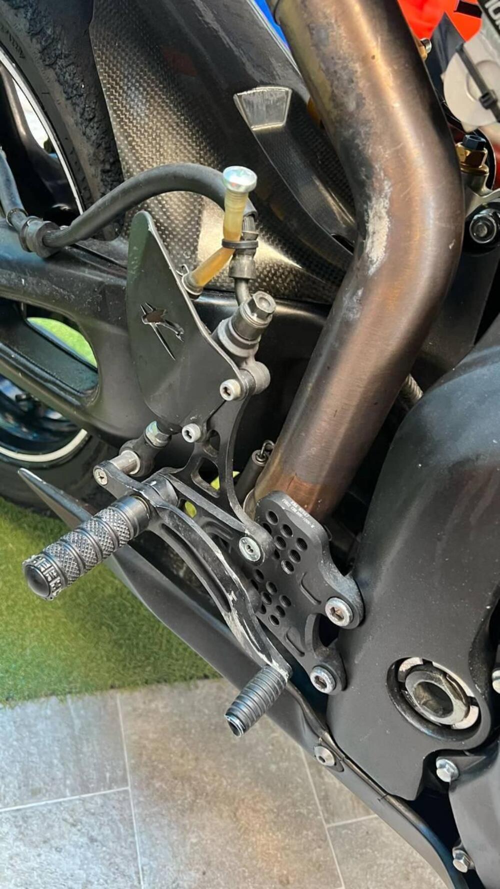 Honda CBR 1000 RR Fireblade (2004 - 05) (11)