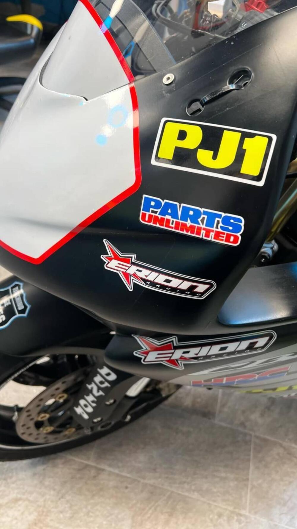 Honda CBR 1000 RR Fireblade (2004 - 05) (14)