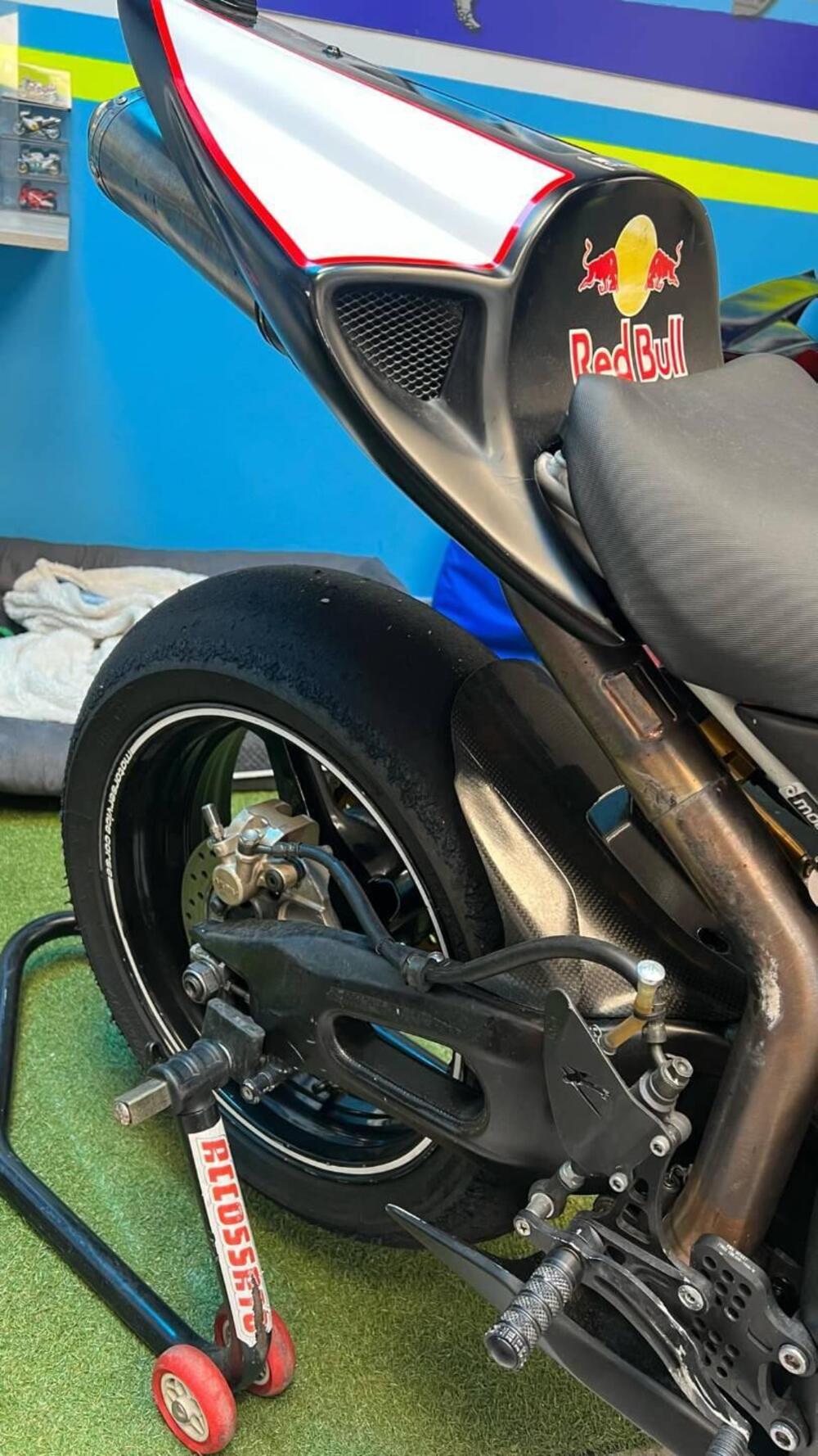 Honda CBR 1000 RR Fireblade (2004 - 05) (15)