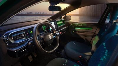 Renault Twingo E-Tech, ecco com'&egrave; fatta dentro l'elettrica della nostalgia [VIDEO]