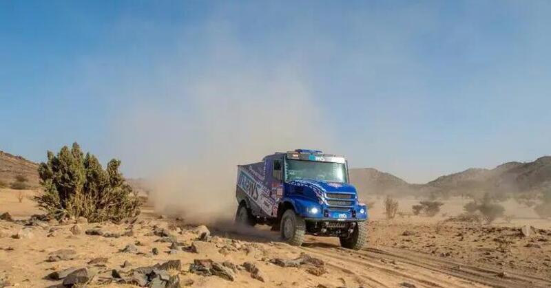 Dakar: incidente col camion per Petrucci, gara finita