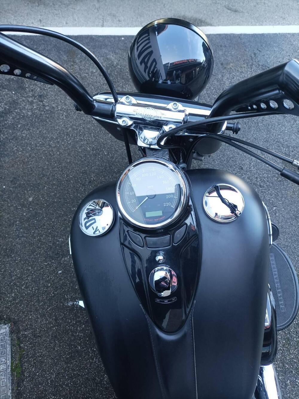 Harley-Davidson 1690 Slim (2011 - 16) - FLS (4)