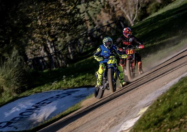 Clamoroso al Ranch: la 100 km dei Campioni scivola dalle mani di Valentino Rossi e Luca Marini! Tutto quello che &egrave; successo