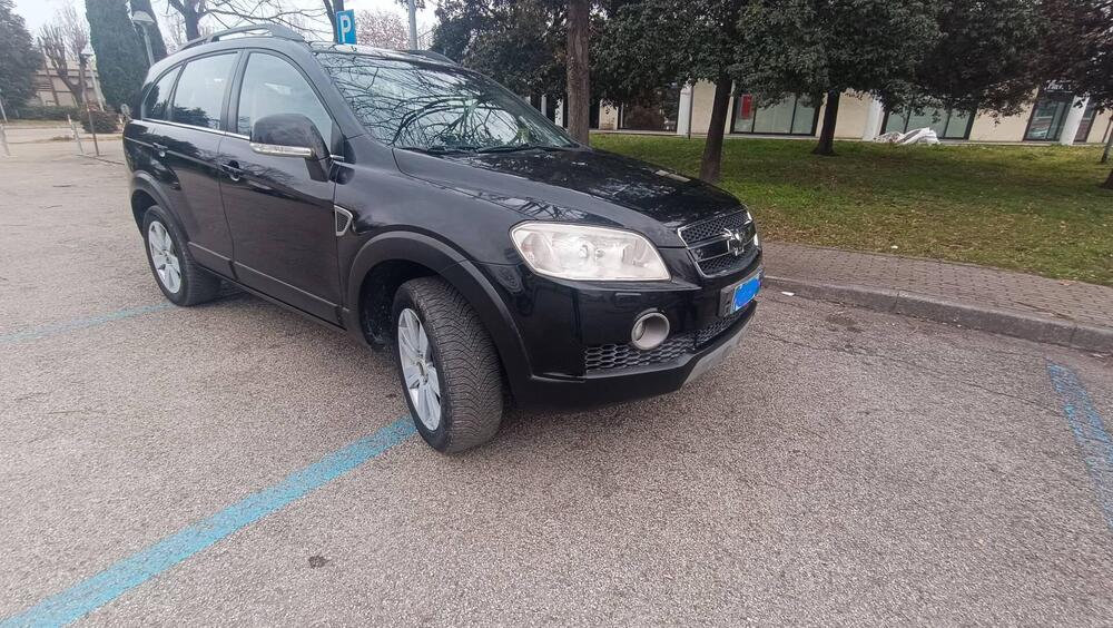 Chevrolet Captiva usata a Rimini (2)