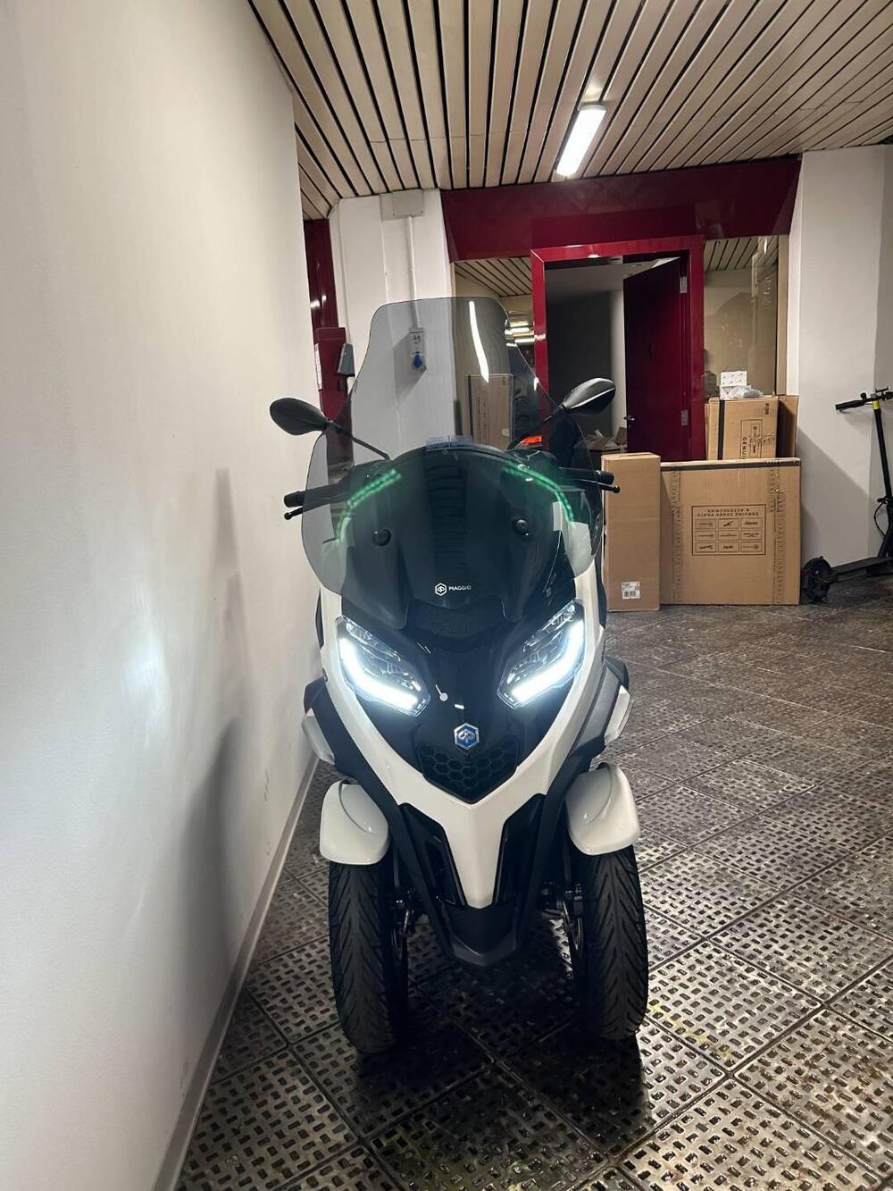 Piaggio MP3 400 ABS Hpe (2023 - 25) (5)