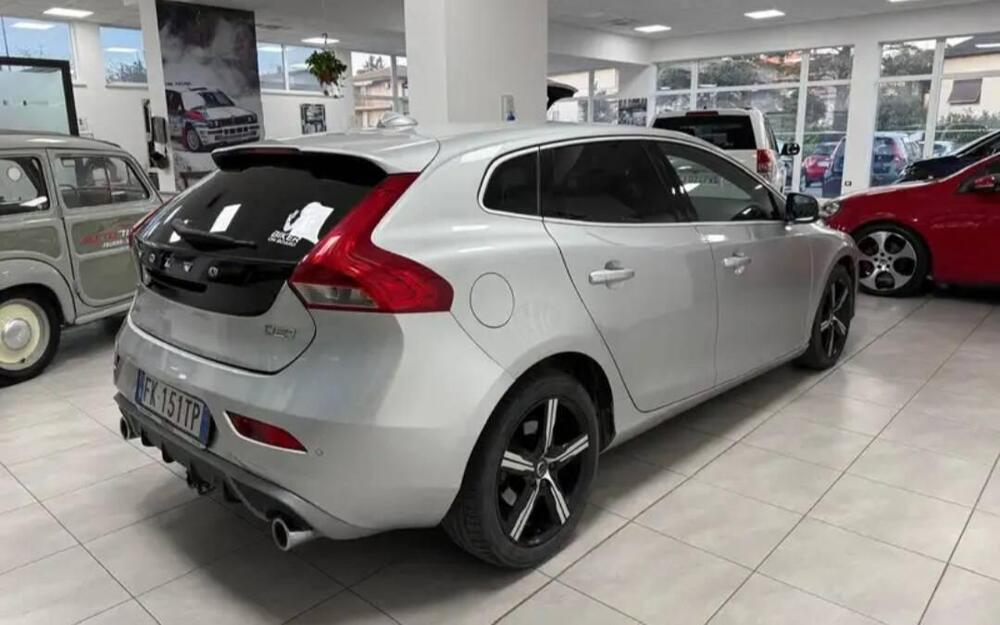 Volvo V40 usata a Perugia (6)