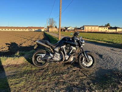 Yamaha MT-01 (2005- 11) usata