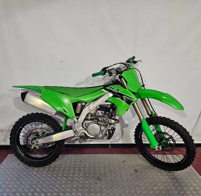 Kawasaki KX 250 F (2023) usata