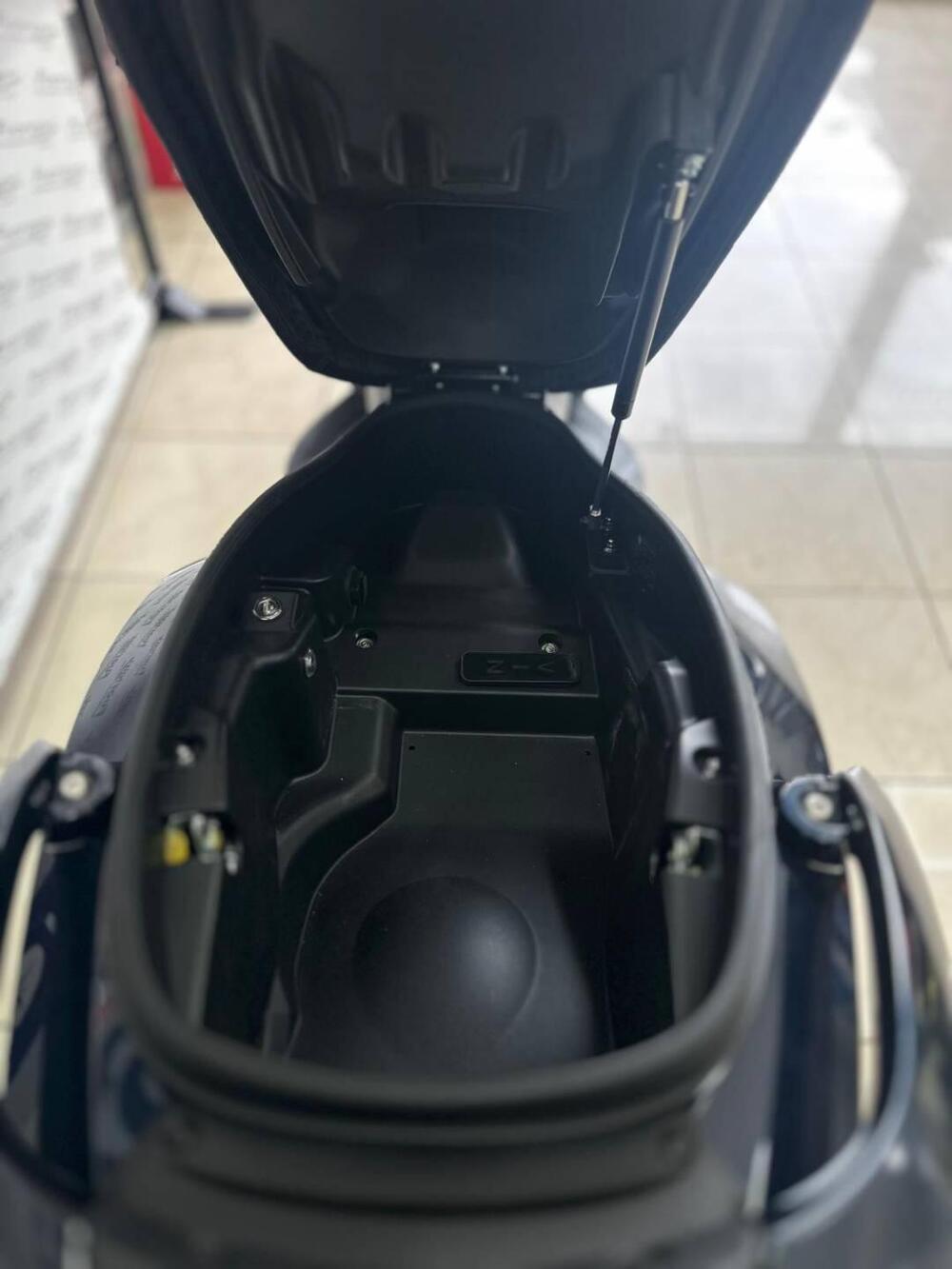 Kymco Agility 350i NN R16 (2023 - 26) (7)
