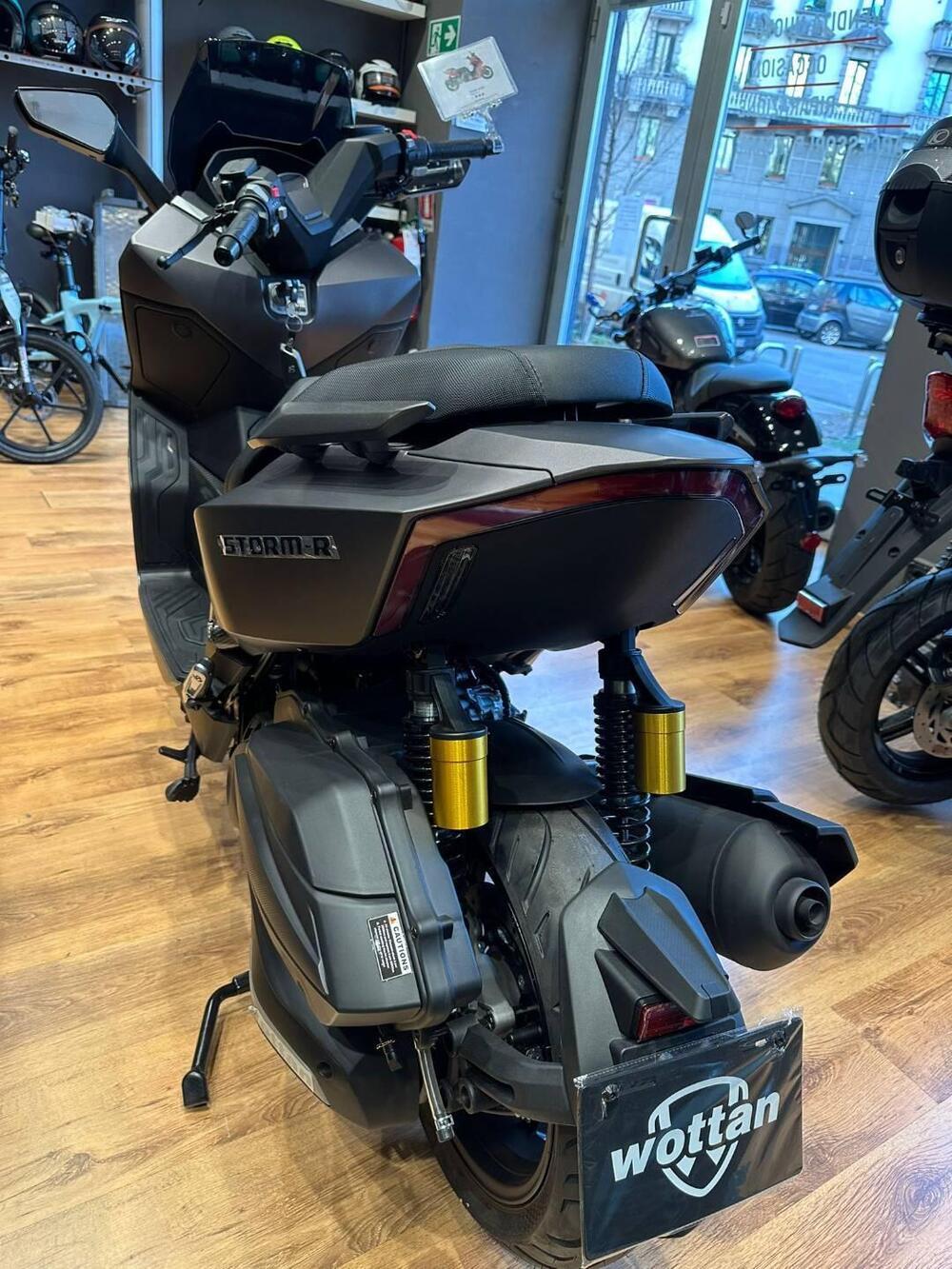 Wottan Motor Storm-R 300 (2023 - 25) (2)
