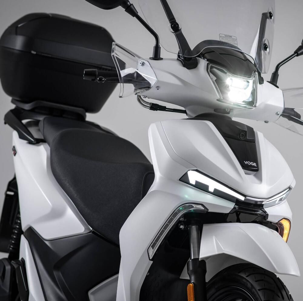 Voge Sfida SR16 125 (2025 - 26) (2)