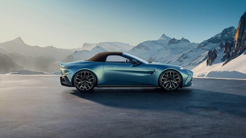 La nuova Aston Martin Vantage Roadster 2025