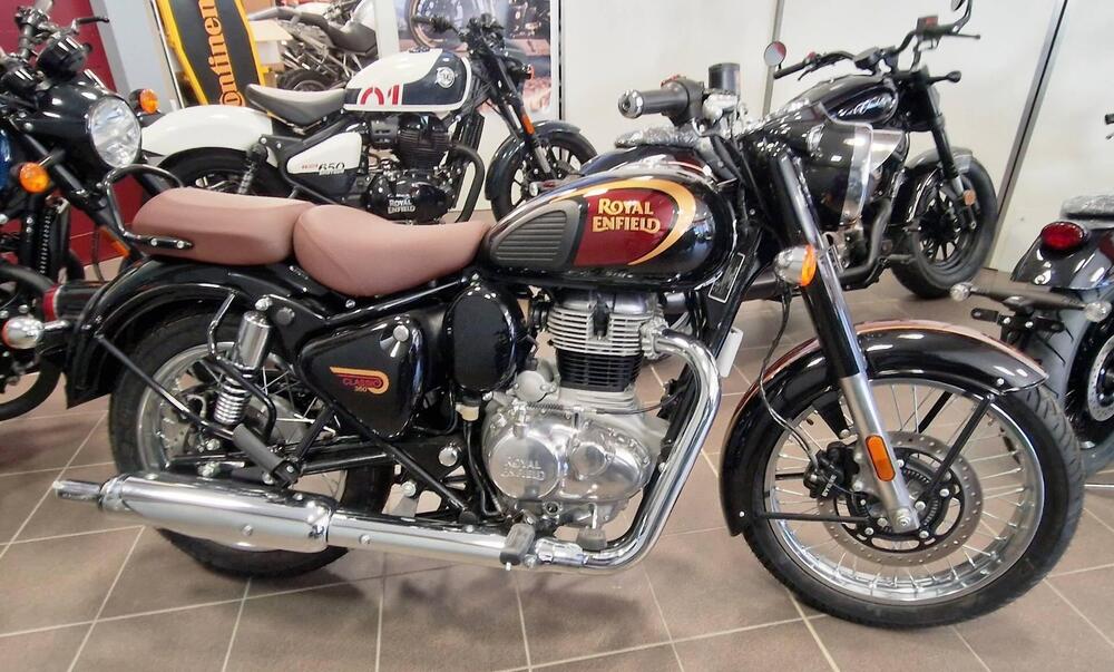 Royal Enfield Classic 350 (2021 - 26) (4)